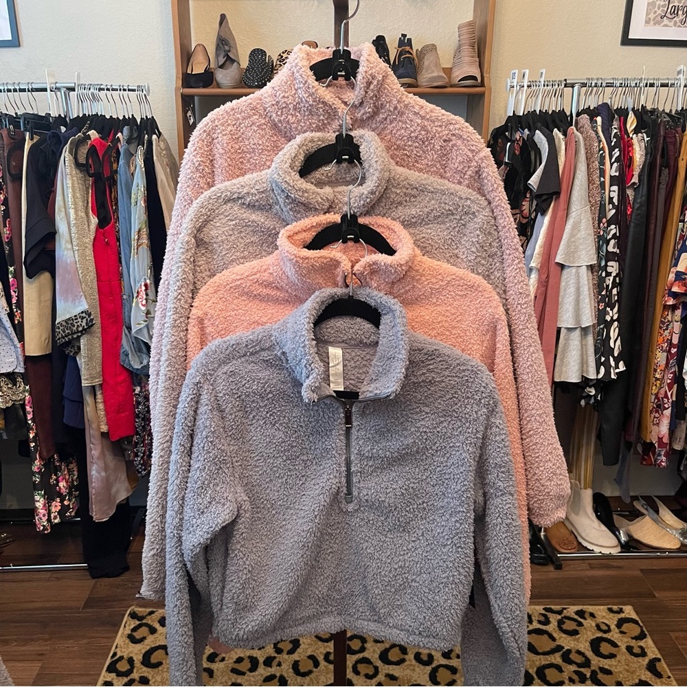 DYI Brand Fuzzy Half-Zip Pullover (Pink)